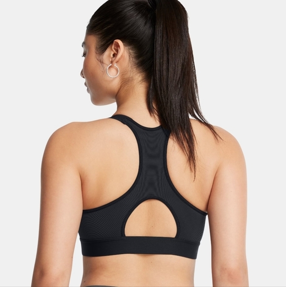 New! Under Armour Sports Bra Compression Women's Medium Black Heat Gear Active - Picture 2 of 13